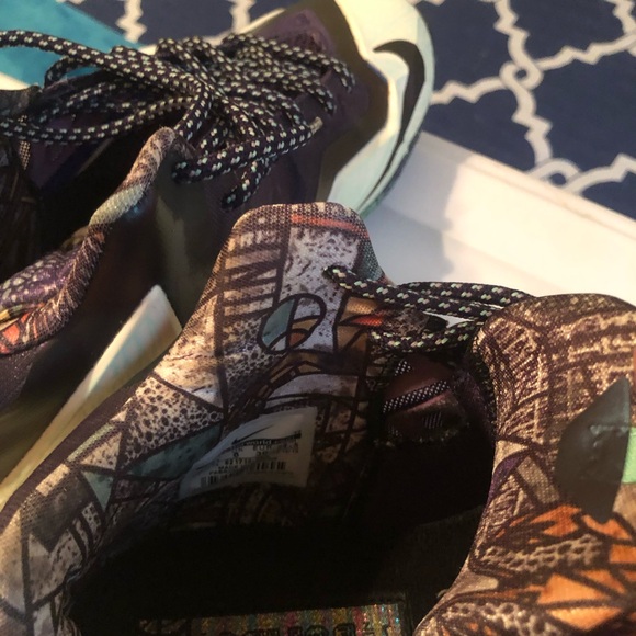 Nike LeBron 11 Black and Green Sneakers - Picture 4 of 4